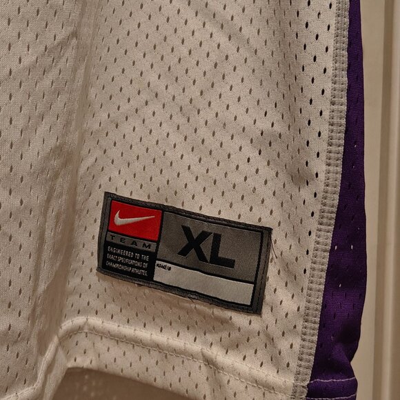 Vintage Nike Sacramento Kings Chris Webber Jersey #4 Men's XL NBA White Purple - Picture 7 of 14